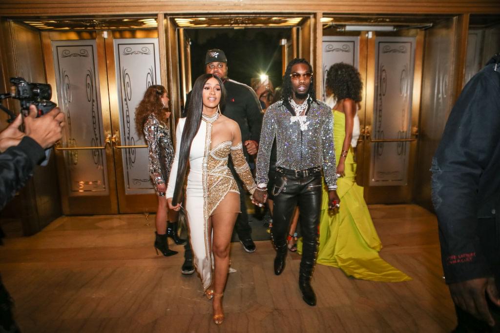 cardi b offset shake off cheating scandal in raunchy instagram video - cardi b offset having sex on instagram live youtube